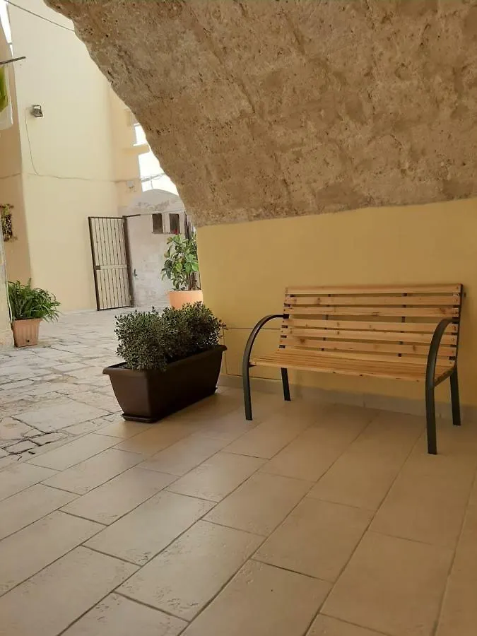 Al Sottano 19 Apartment Bari Italy
